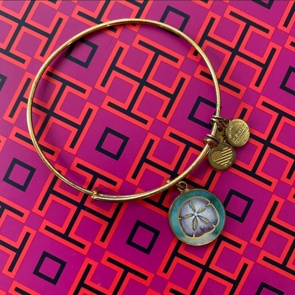 Alex and Ani | Sand Dollar Charm Bracelet